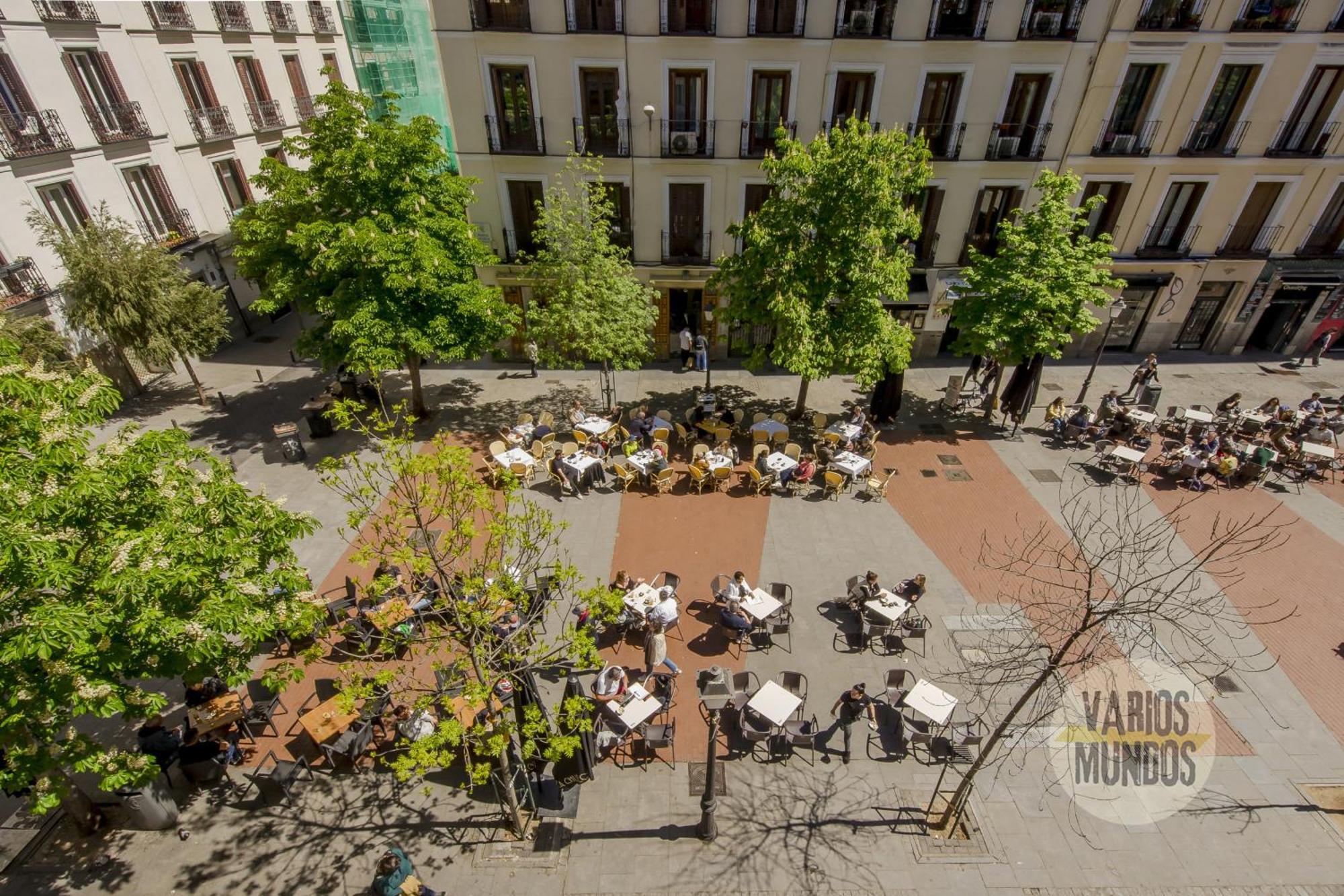 Confortable Apt Para 3 Pax A 1 Min De Gran Via Madrid Luaran gambar